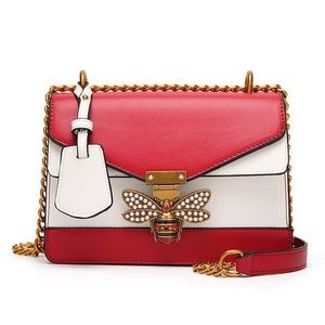 ๐๐ Bee Shoulder bag / Crossbody Bag